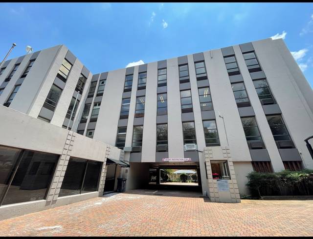 2,000M² OFFICE TO LET IN ROSEBANK